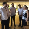 Die Vier EvangCellisten im Gespräch mit Petra Mann von der Deutschen Botschaft in China (Foto: Archiv)