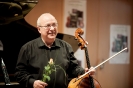 Solocellist Vasile Zaharia nach dem Abschluss-Triptychon der 