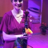 Cellistin MARA (alias Dagmar Kochendörfer) nach ihrem Konzert innerhalb der 