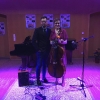 Markus mit der Cellistin MARA (alias Dagmar Kochendörfer) nach dem Konzert innerhalb der 