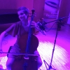 Die Cellistin MARA (alias Dagmar Kochendörfer) bei den 