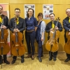 Das Catering-Team mit den Vier EvangCellisten (mit Alexey für den verhinderten Lukas) nach dem 'Cellism-Release-Konzert' innerhalb der 