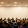 projects4cellos und zahlreiche Schülerinnen und Schüler beim Konzert 