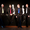 Auf der Bühne des Alten Schauspielhauses (in) Erfurt nach dem Schulkonzert der Vier EvangCellisten in Kooperation mit der Evangelischen Grundschule Erfurt 2018 (Foto: Archiv)